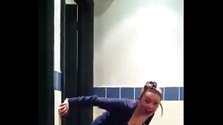 She Almost Got Caught Peeing On Starbucks Smoothness Floor - hotpeegirls.com